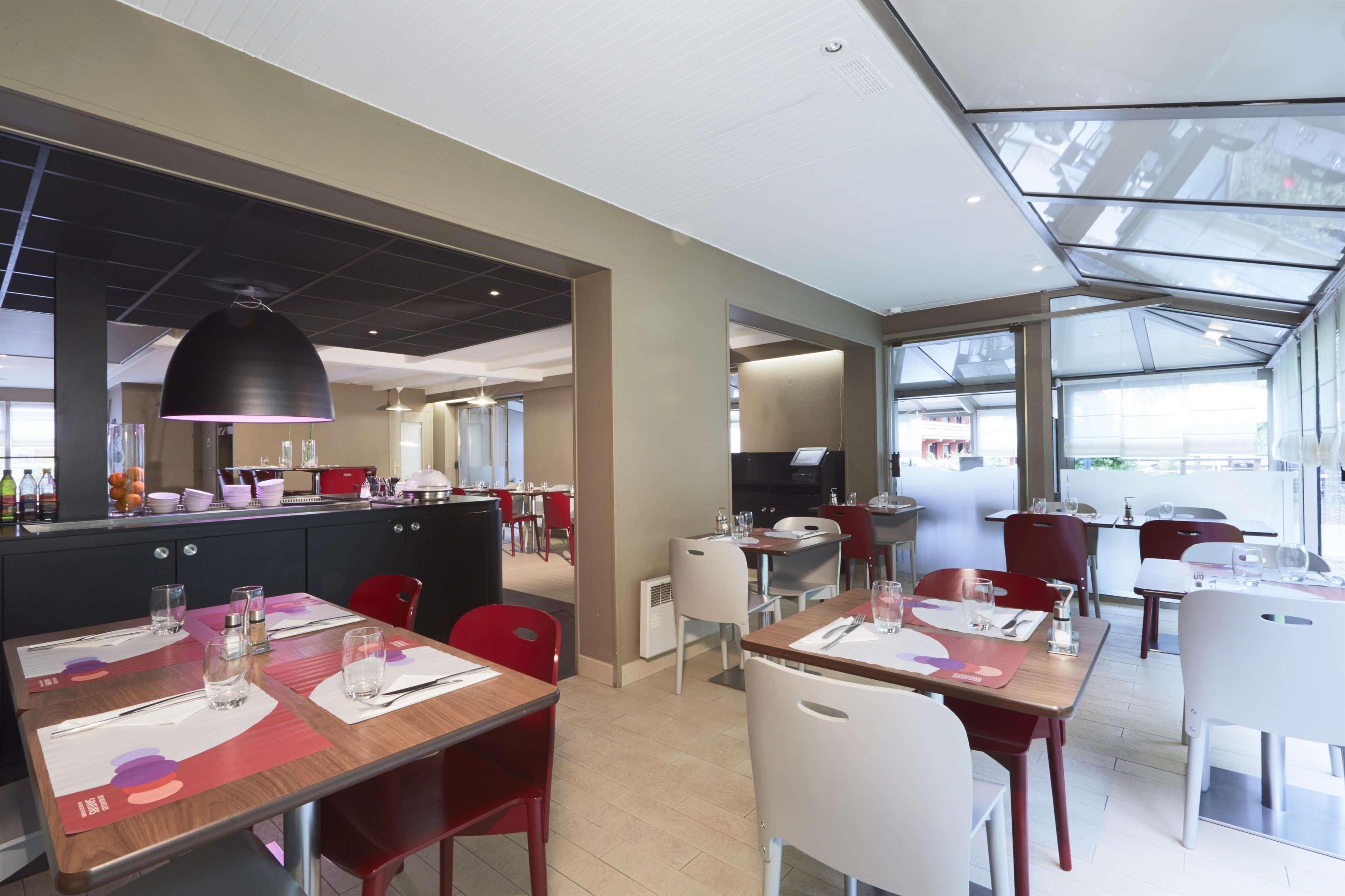 Campanile Colmar - Parc Des Expositions Hotel Buitenkant foto